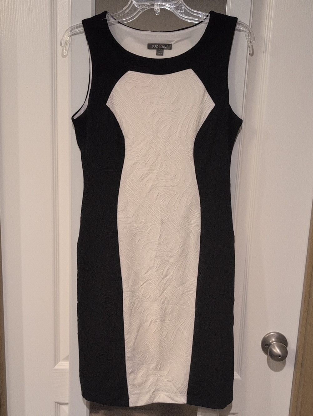 Roz & Ali Black and White Textured Panel Midi Dress